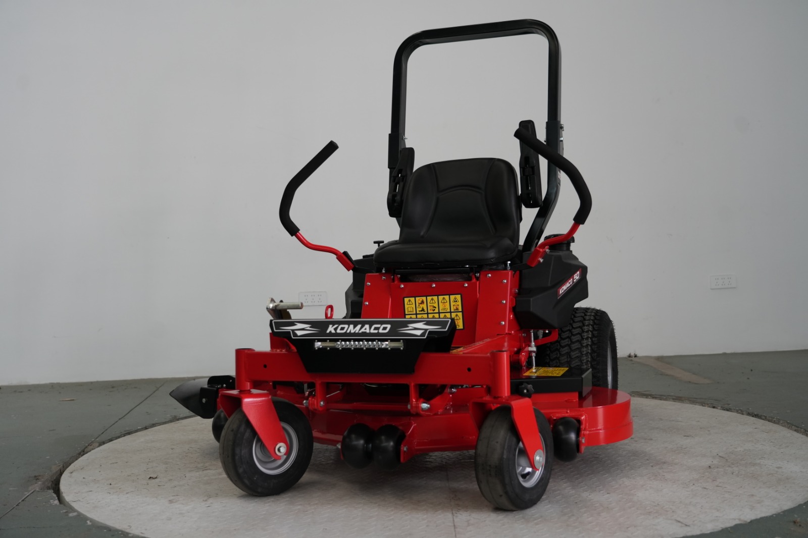 KOMACO ZTR50B Zero Turn Mower - Komaco Compact Machinery Company